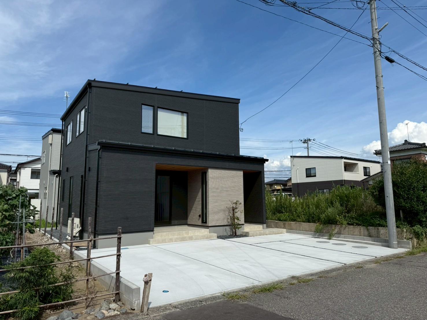 新発田市新富町Ｂ　建売住宅　3,298万円 写真2