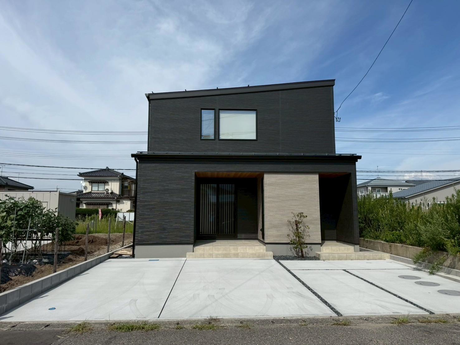 新発田市新富町Ｂ　建売住宅　3,298万円 写真1