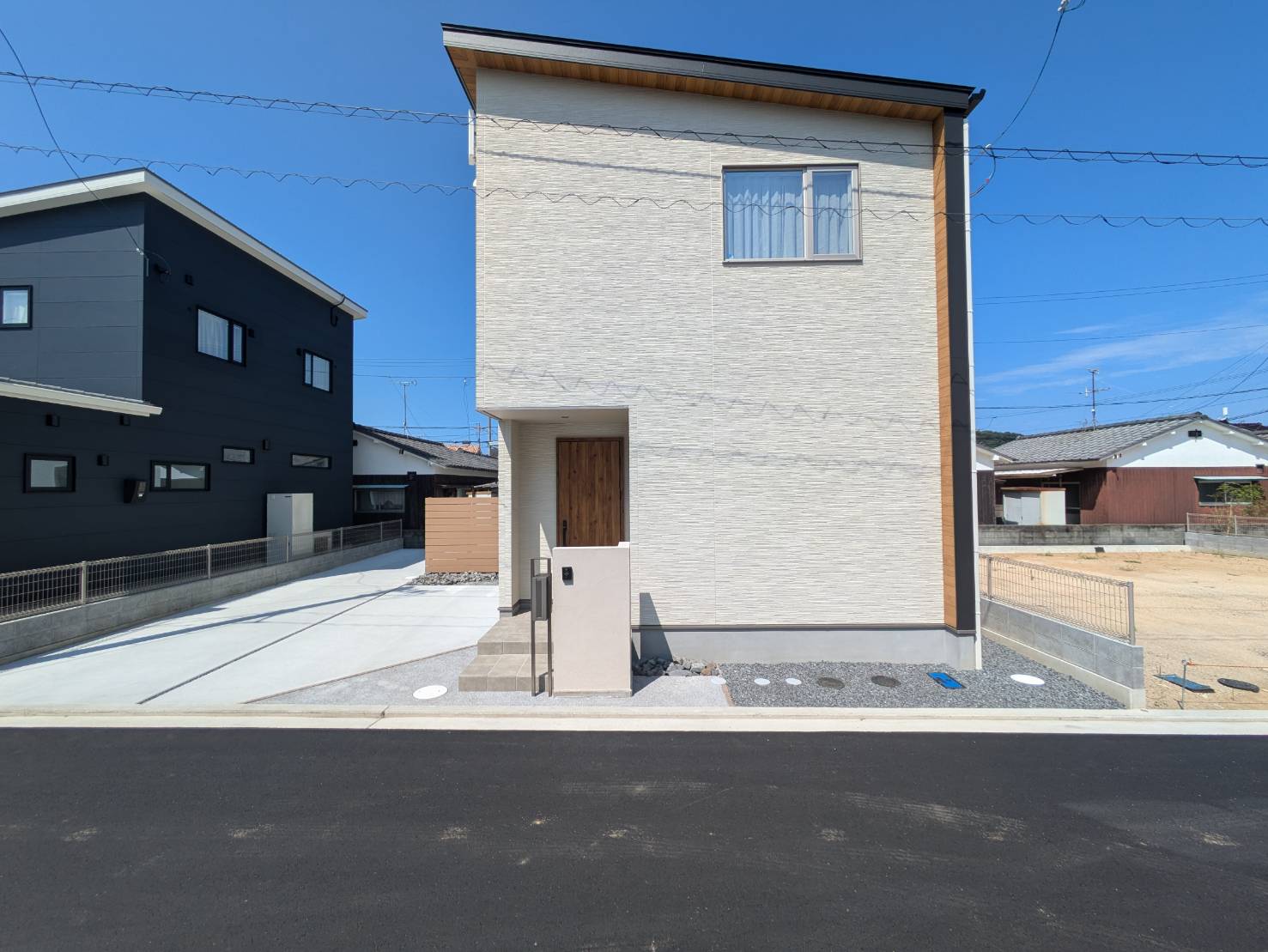 松山市南斎院町Ｂ　建売住宅　3,830万円 写真1