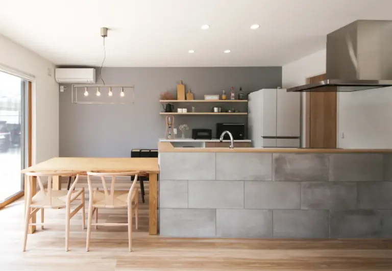 【家事動線のいいキッチンの間取り・レイアウト】アイデア例や後悔しないためのポイントを解説！