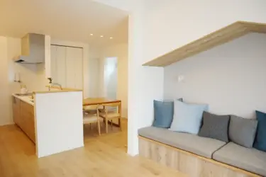 内観（ヌック・ダイニング）