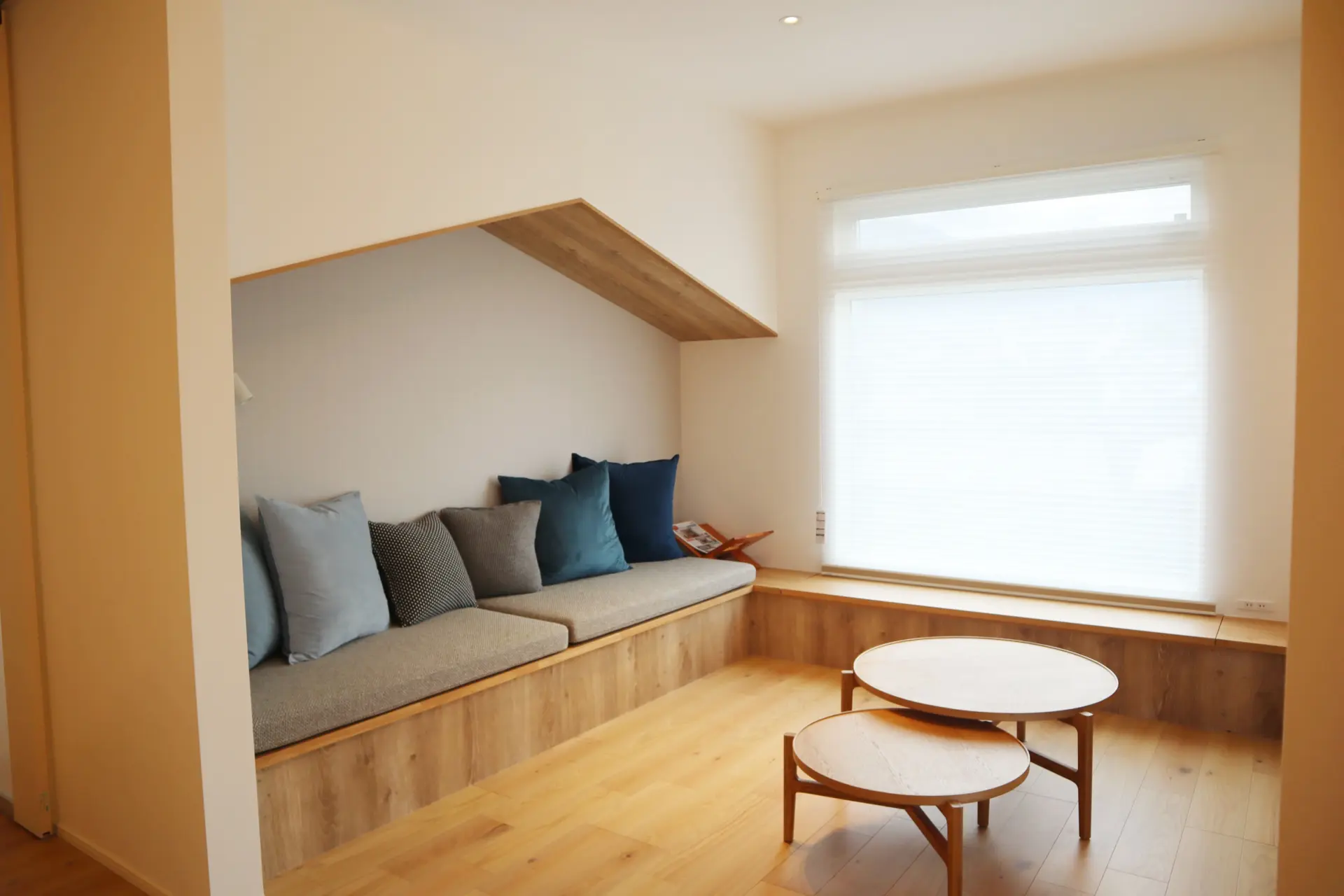 内観（ソファーヌック）