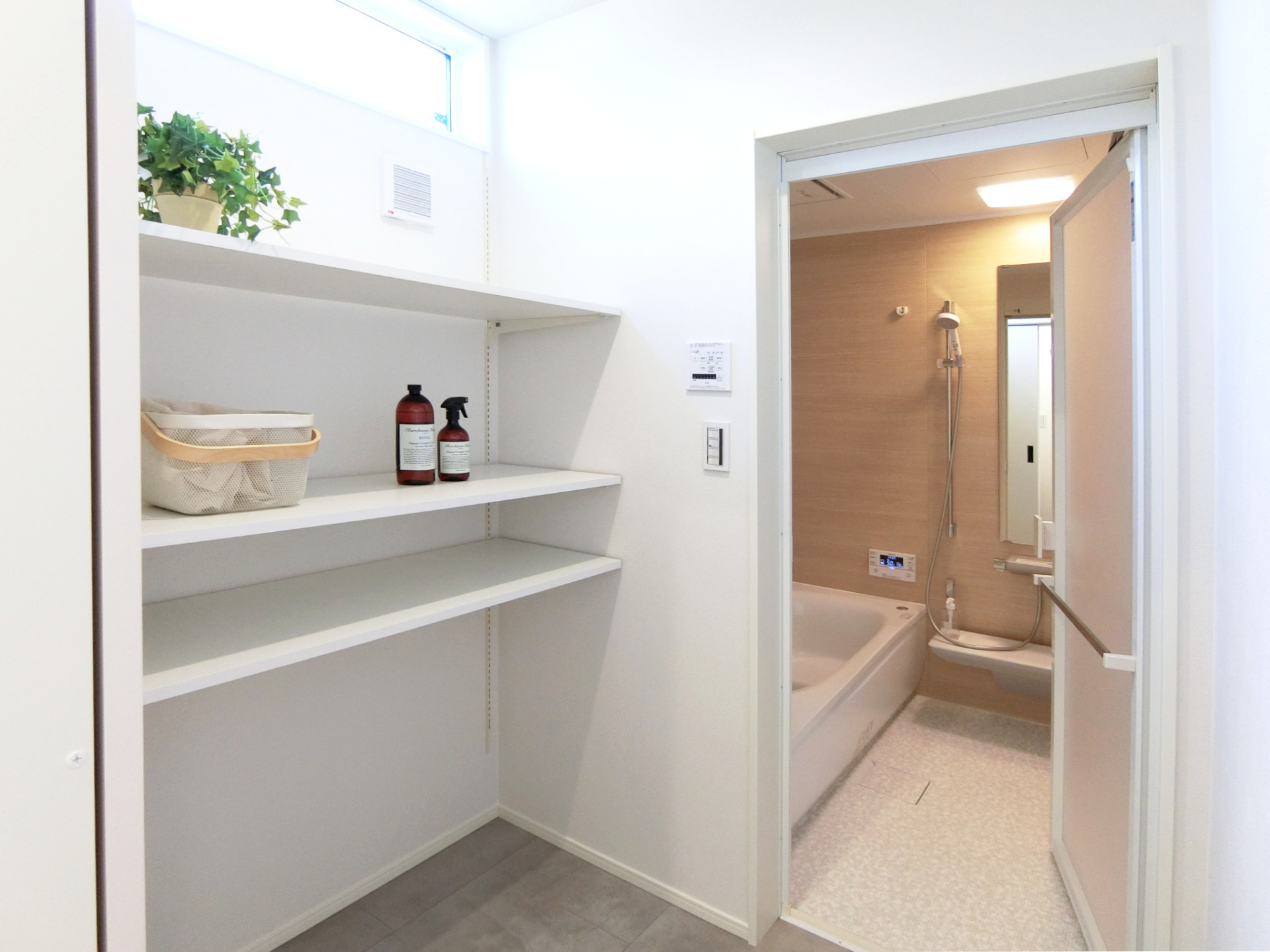 ■脱衣室・ユニットバス