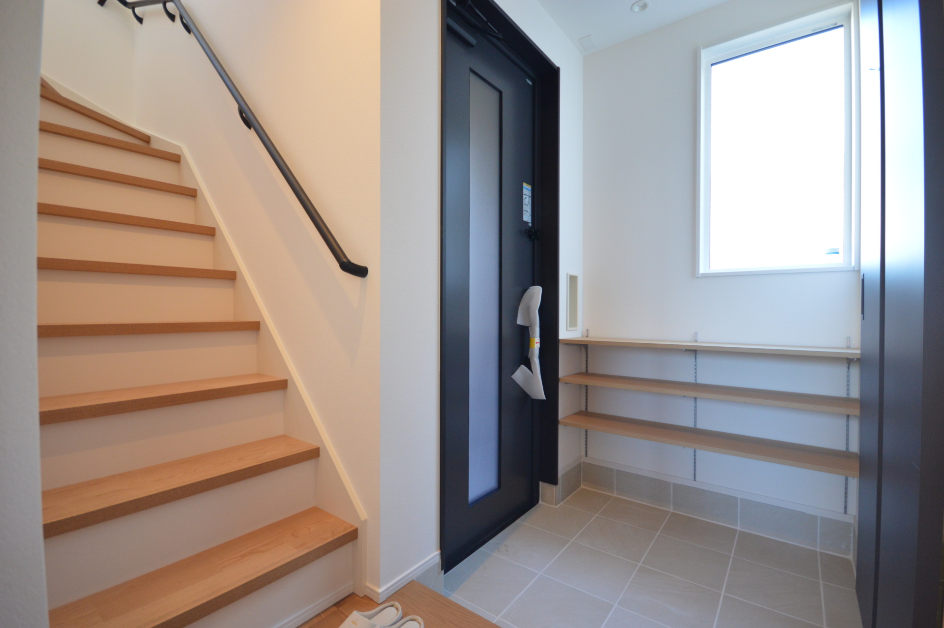 ■玄関・ホール