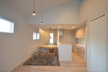 富山で注文住宅を建てるための完全ガイド。費用・相場から間取りの特徴、おすすめの注文住宅、施工事例を紹介！