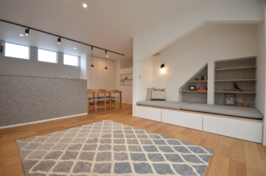 ■ＬＤＫ

※一部の家具は実際に設置されていますが、小物類はイメージとなります。