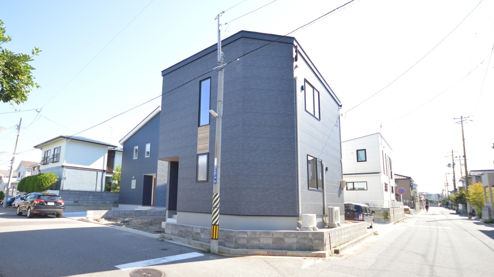 約２８坪！Ｌ字型に設計した３ＬＤＫのデザイン住宅（西区小針４丁目）