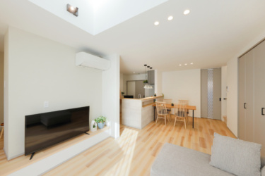 ■ＬＤＫ
※一部の家具は実際に設置されていますが、小物類はイメージとなります。