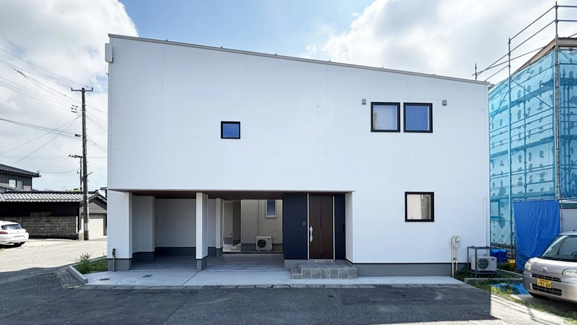 ガレージで叶える！愛車と暮らす快適な住まい（江南区五月町）　