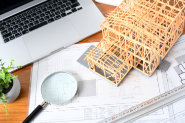 耐震性に優れた平屋住宅のつくり方。地震に強い構造的な理由や設計時のポイント、施工事例を紹介