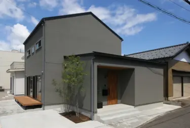 何気ない日常が絵になる、カフェのような空間でオシャレを楽しむ家