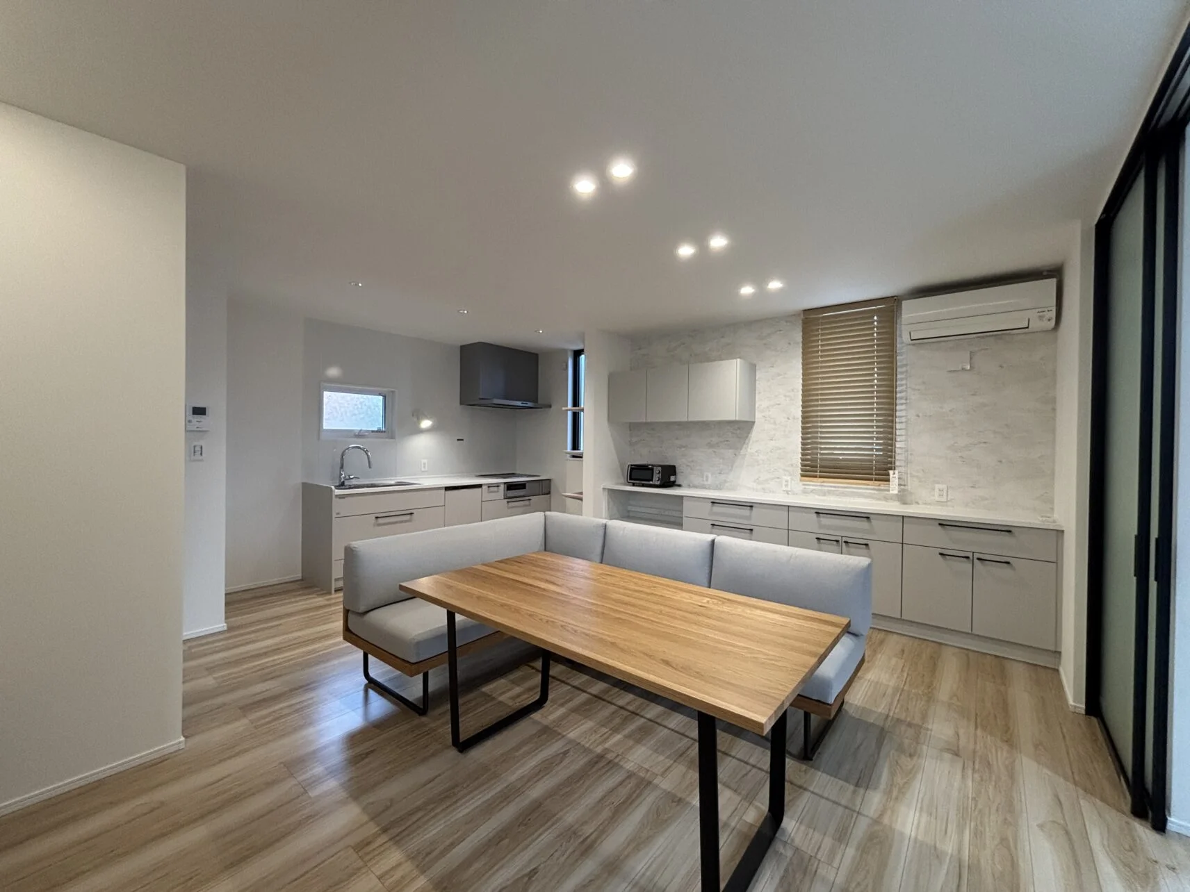 ＬＤＫ
※家具・小物などはイメージです。