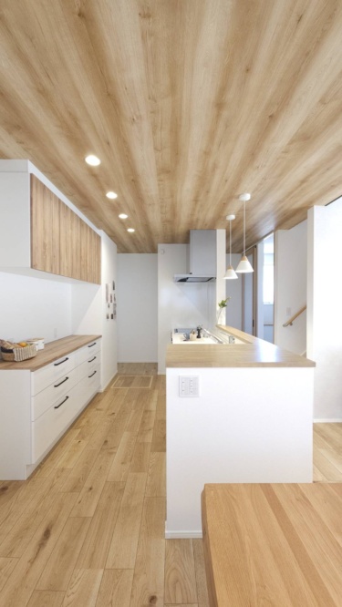 キッチン・食器棚