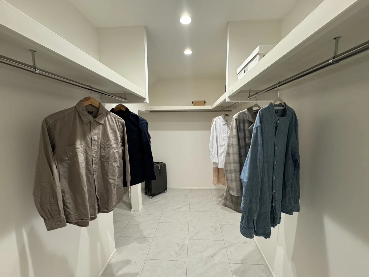 ２階ファミリークローゼット