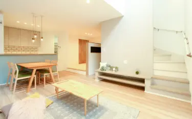 【054】光いっぱい、ナチュラルテイストの家