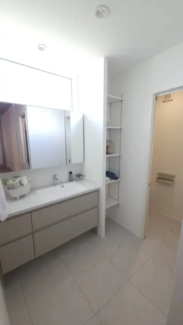 洗面コーナー・・・オシャレな造作洗面台