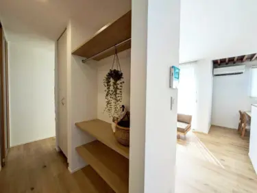 ■テレビ裏の隠す収納