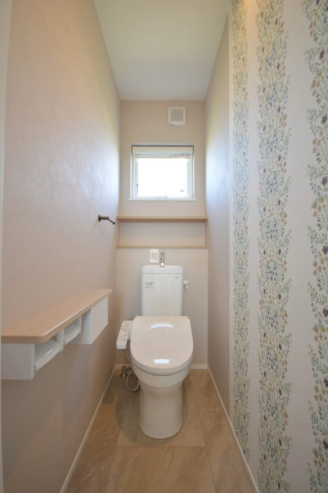 ■２階トイレ（シャワートイレ）