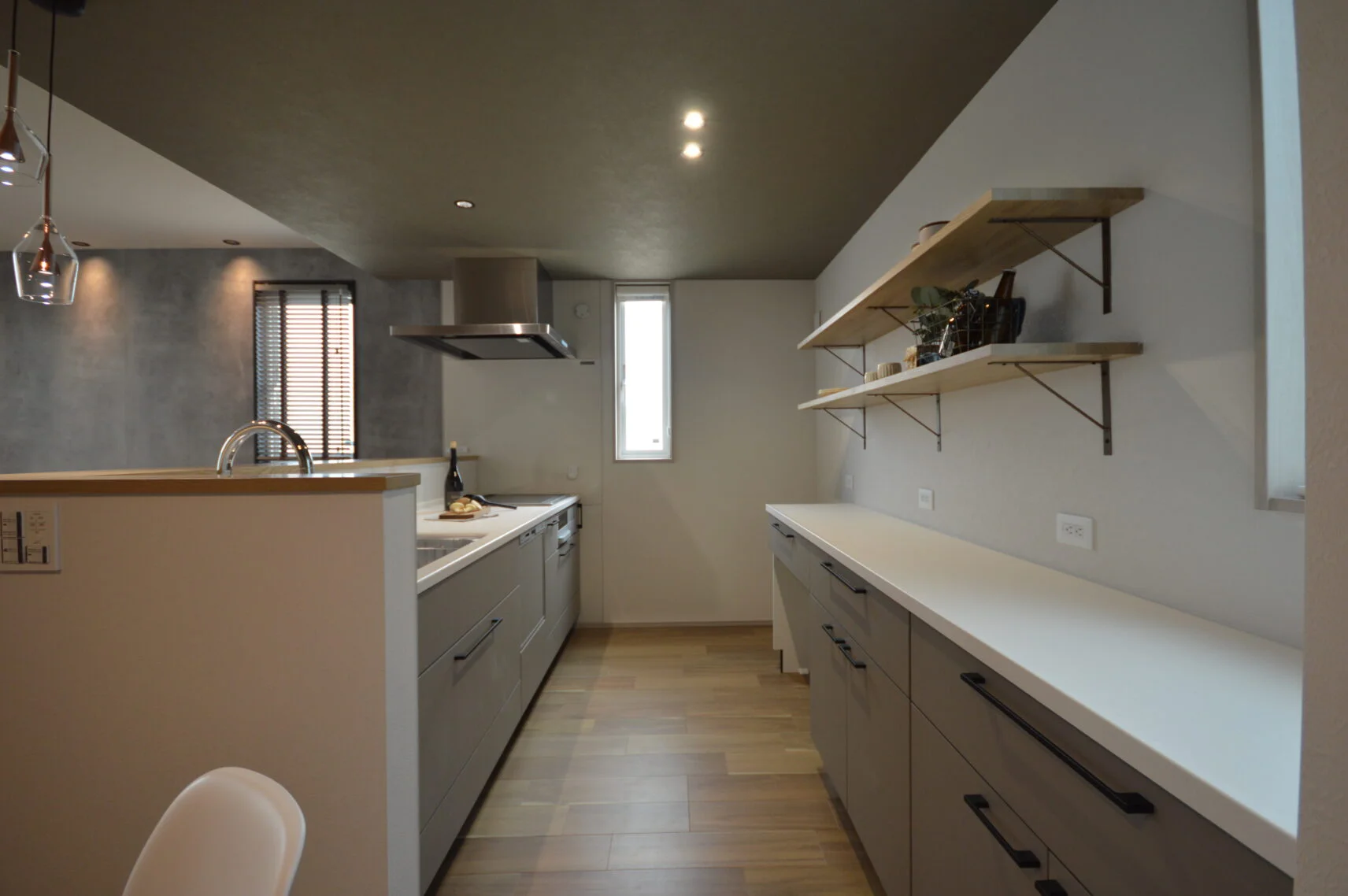 システムキッチン・食器棚