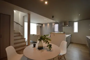 ダイニング側から見たＬＤＫ