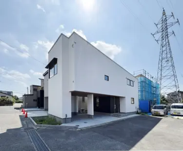 外観（西側より）