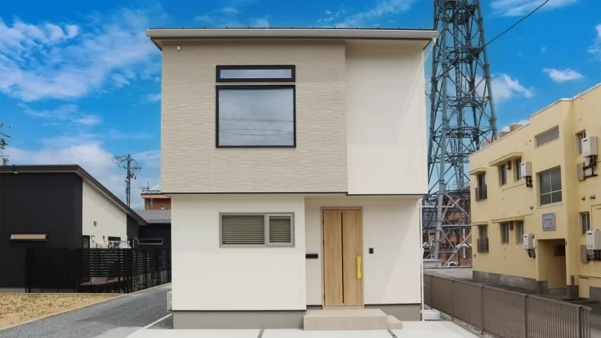 陽当たり・風通しが良く、空を感じることのできる２階リビングの住まい（駒ヶ根市上穂南）
