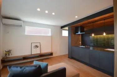 【178】白黒のメリハリを活かしたナチュラルリッチな家