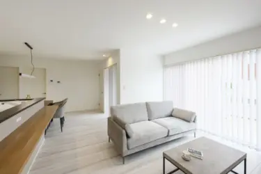 【138】明るいフラットハウス