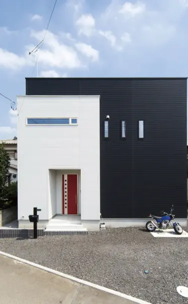 【016】シンプルと個性が融合する「まるでギャラリー？」な家