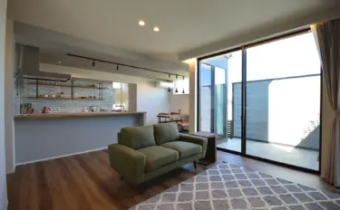 【099】プライベートテラスのある家