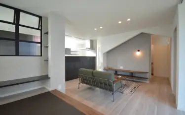 【100】内と外が繋がる家