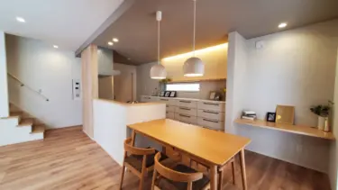 【133】ダイニングキッチンがインテリアになる空間