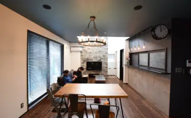 【022】インダストリアルデザインが光る、カフェスタイルのお家