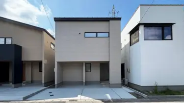 - C 棟

開放感・明るさ・子育てのしやすさが魅力の「２階リビングの家」！