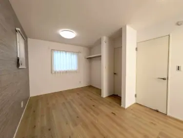 ■主寝室・洋室Ａ
将来的に仕切ることができ、フレキシブルにお使いいただけます。