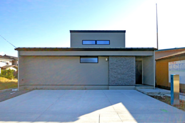 【燕三条エリア向け】家事ラク動線×将来安心の1階寝室、家族がつながる！まちなかモデルハウス（南区田中）