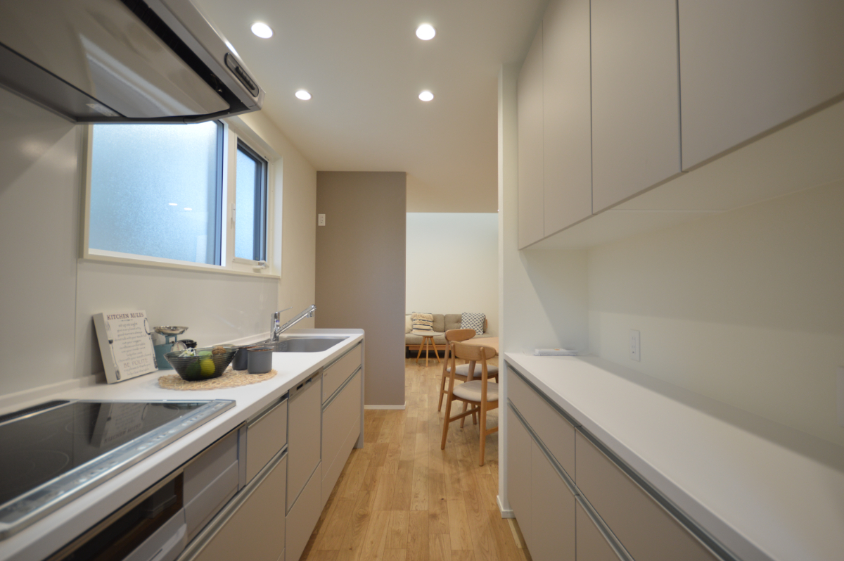 システムキッチン・食器棚