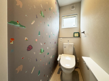 ２Ｆトイレ（温水洗浄便座）