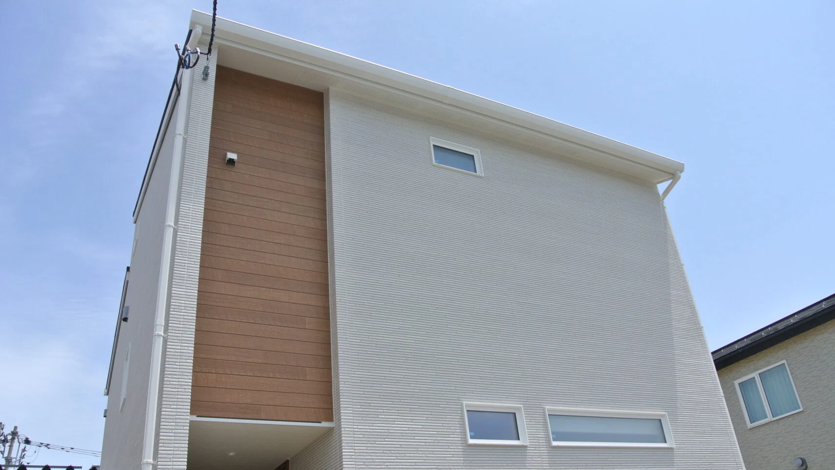 家族が集う開放的な２階リビングの住まい〈 上越市五智 〉