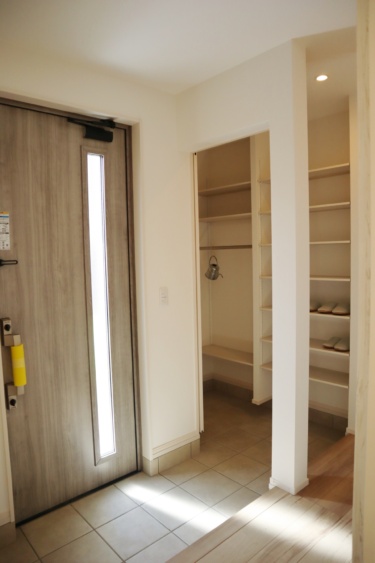 玄関・シューズクローク