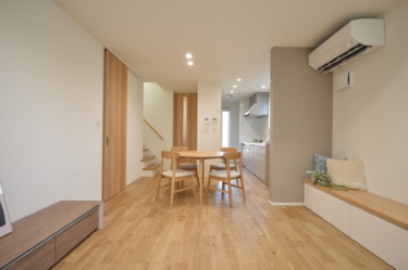 リビング側から見たＬＤＫ