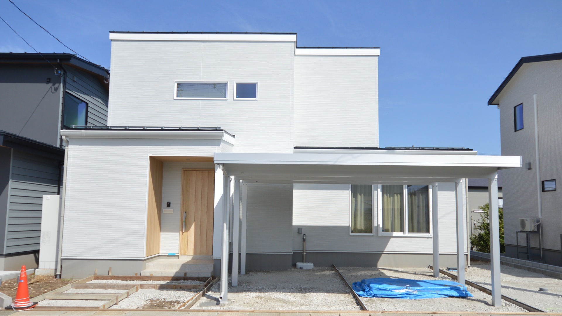 【最終見学会！】≪ご来場特典あり≫21帖リビングの開放感と窓際ベンチのある家。（長岡市上除町）