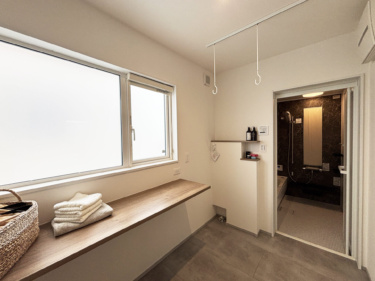 ランドリールーム・浴室