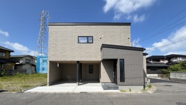 必要なお部屋・収納・モノを厳選した、約２８坪の住まい（江南区五月町）