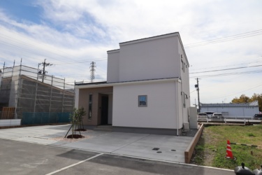 現地外観写真（北西側より）