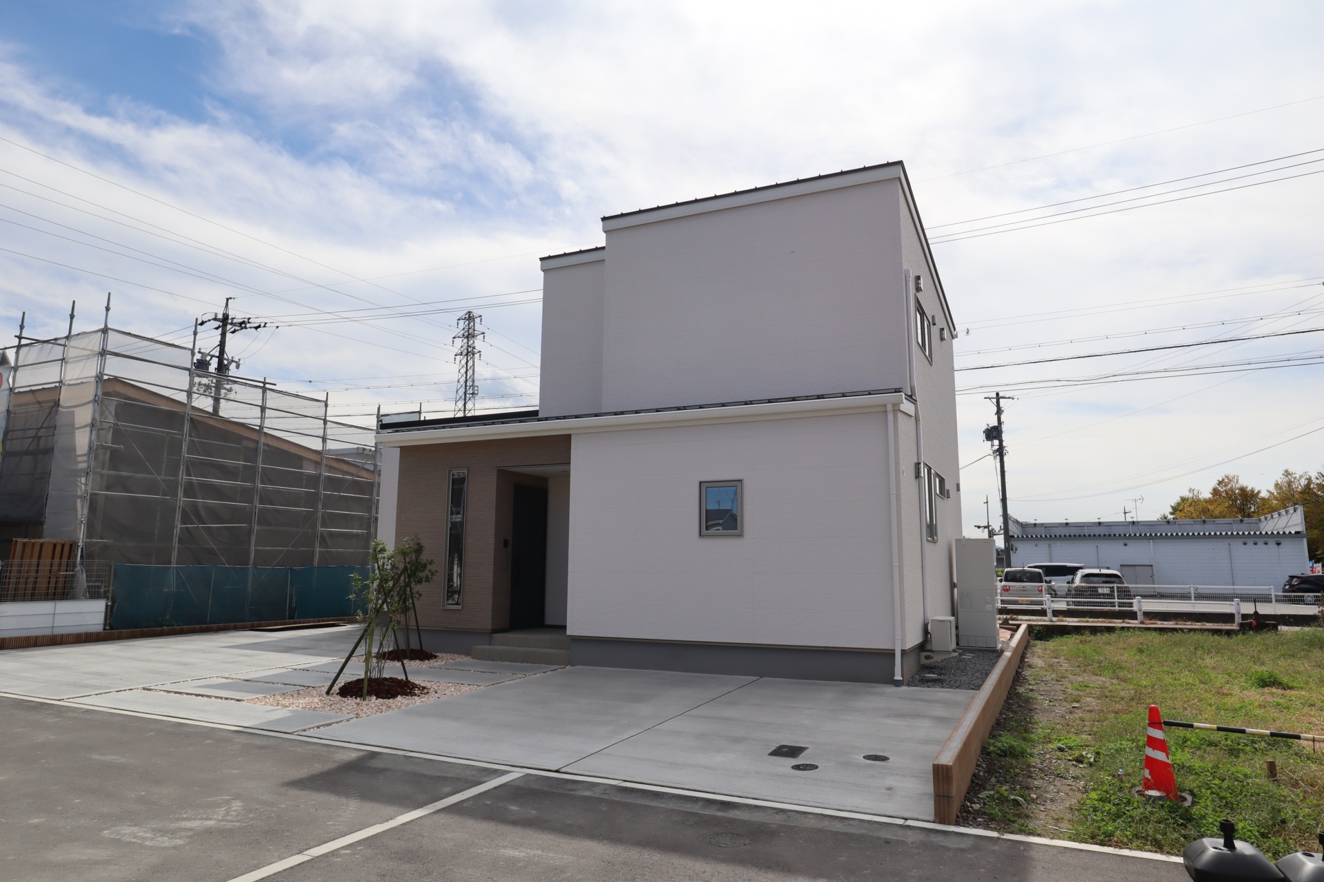 現地外観写真（北西側より）