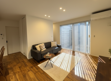 プライベートテラスから光が入る空間