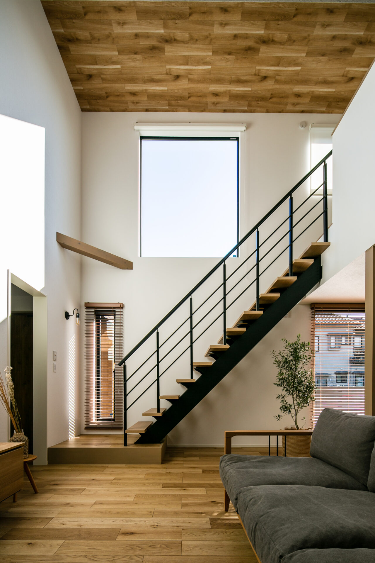 Aコース:オープン階段