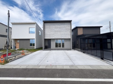 新発田市富塚町Ｂ　建売住宅　3,498万円