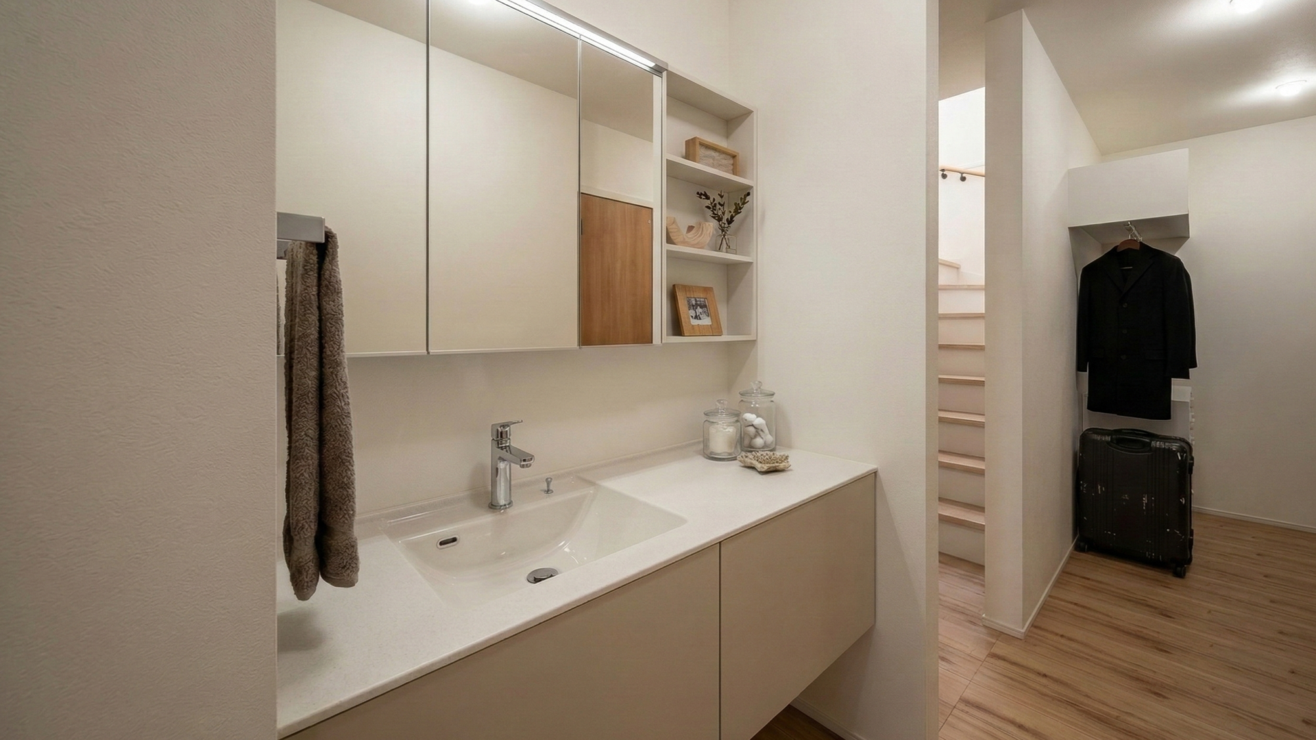 こだわりを形にした、造作洗面台